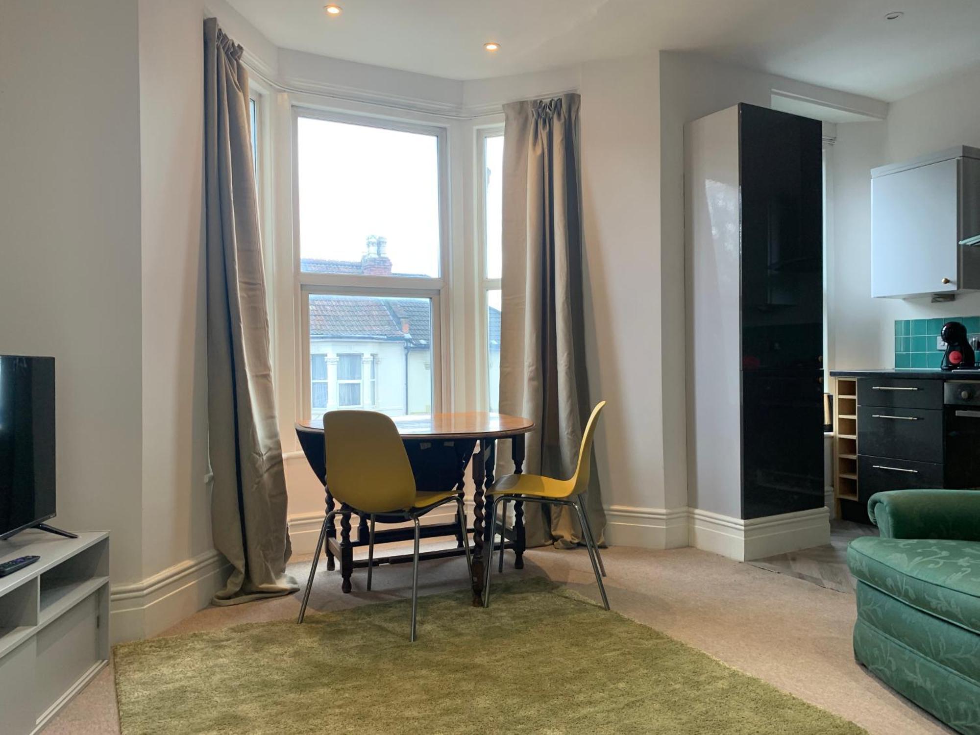 Central 2 Bed Flat. Free Parking Bristol Exterior foto
